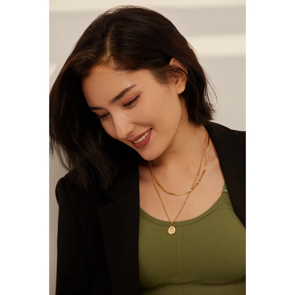 Collier géométrique en acier inoxydable