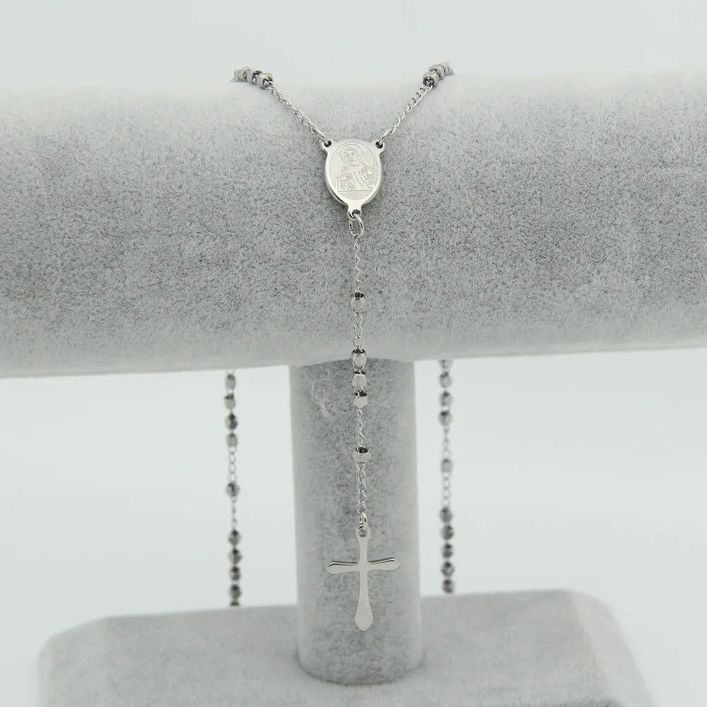 Collier chaîne sautoir avec croix