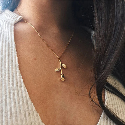 Collier pendentif rose