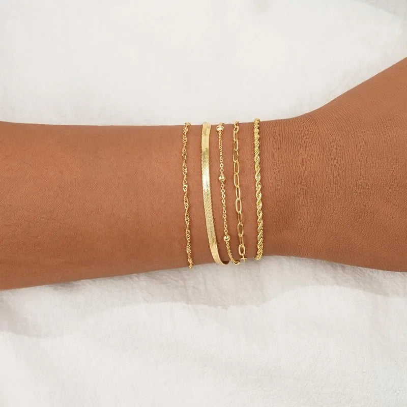5 bracelets chaîne en plaqué or fine