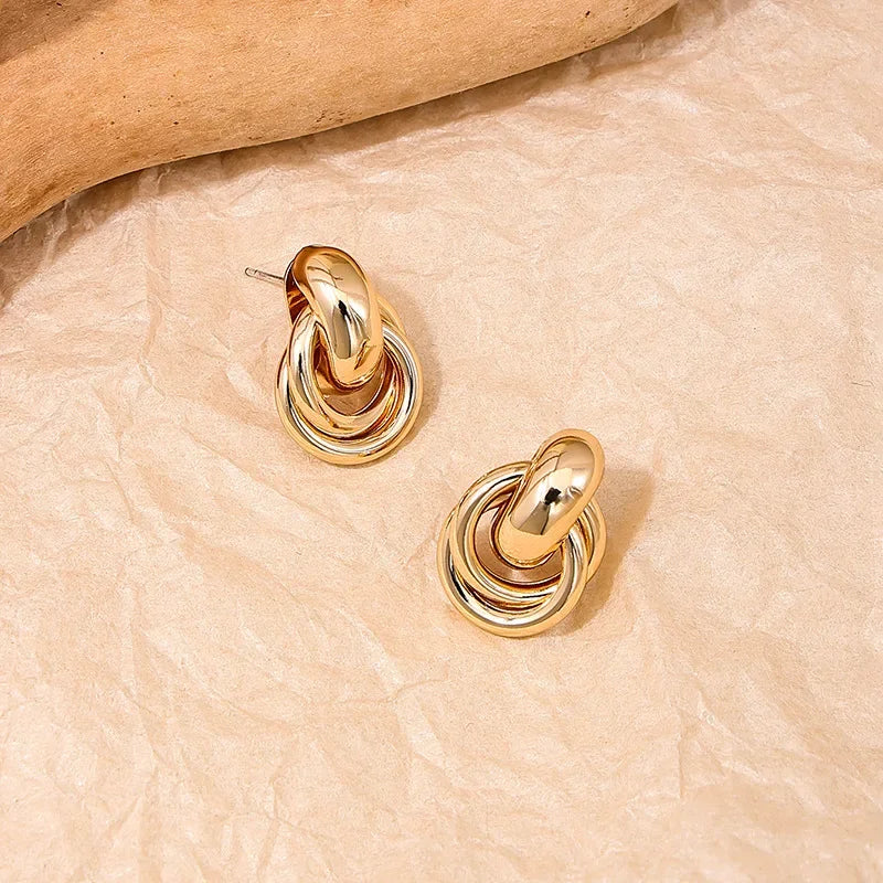 Boucles d'oreilles puces en doré