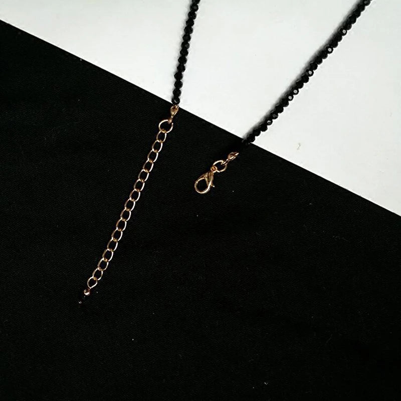 Collier ras de cou perles noires