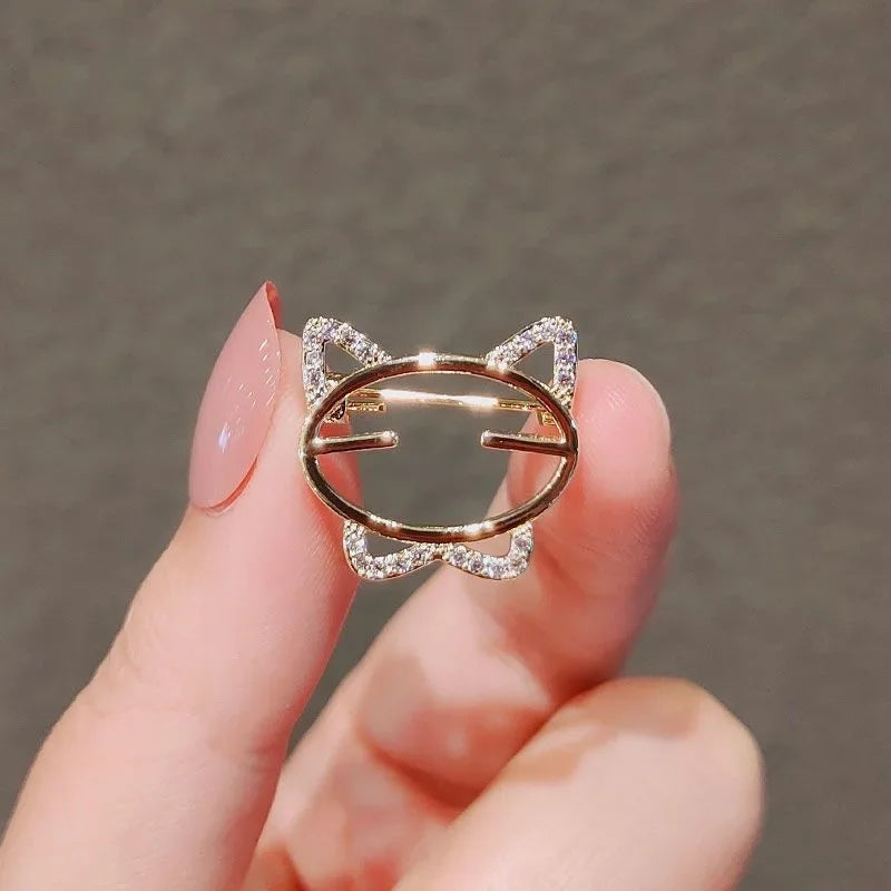Broche fleur intemporelle