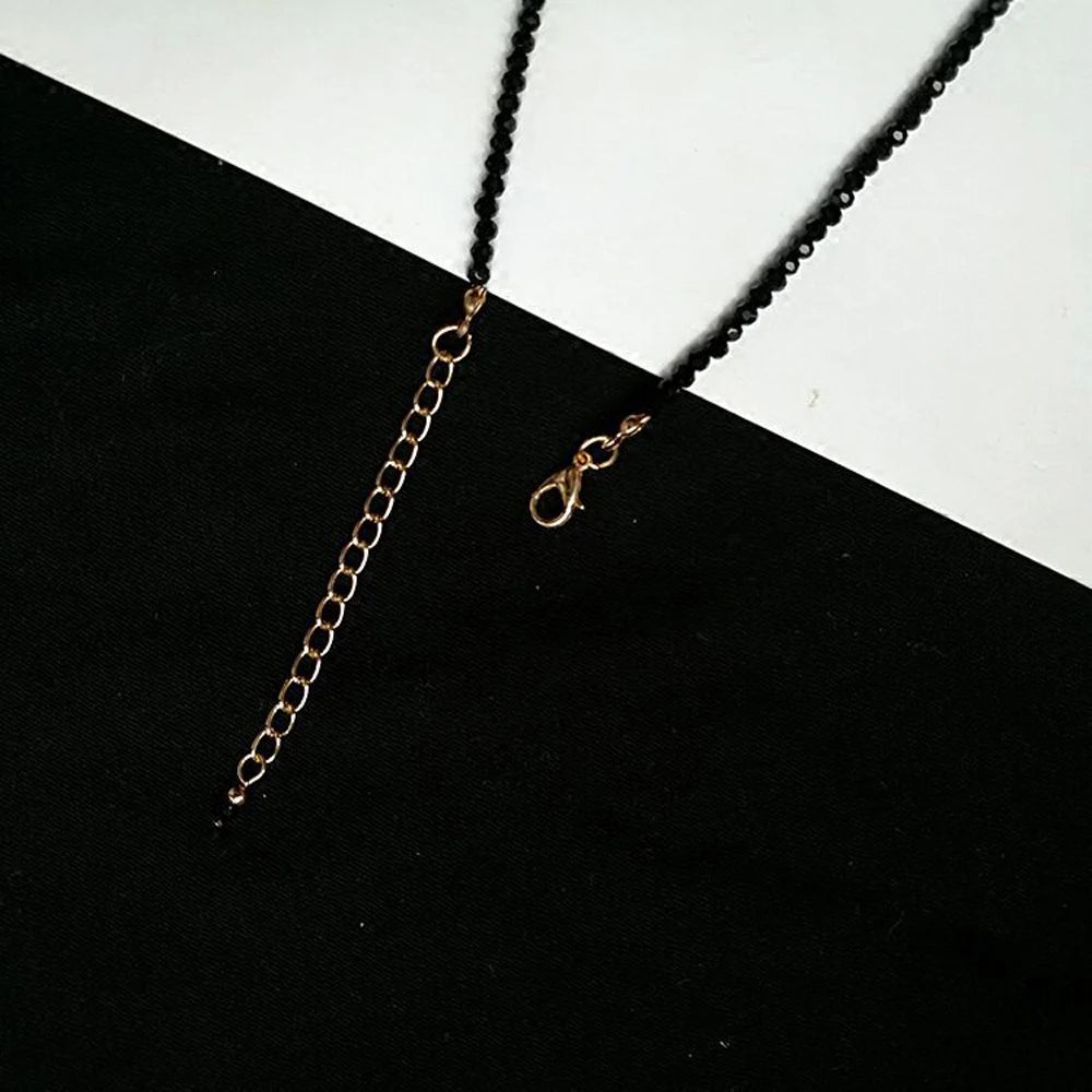 Collier ras de cou perles noires