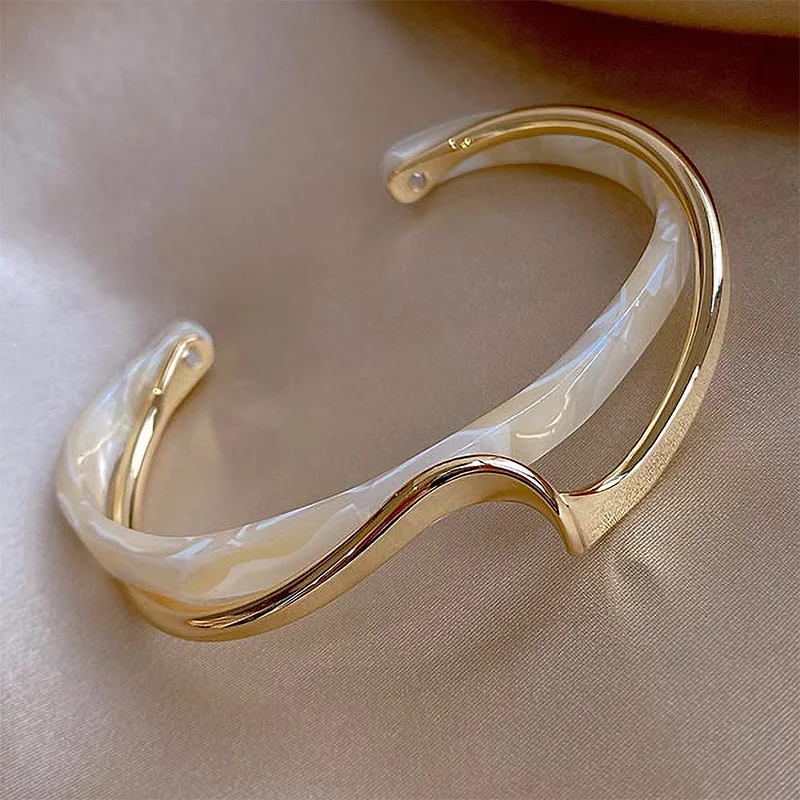 Bracelet géométrique intemporelle
