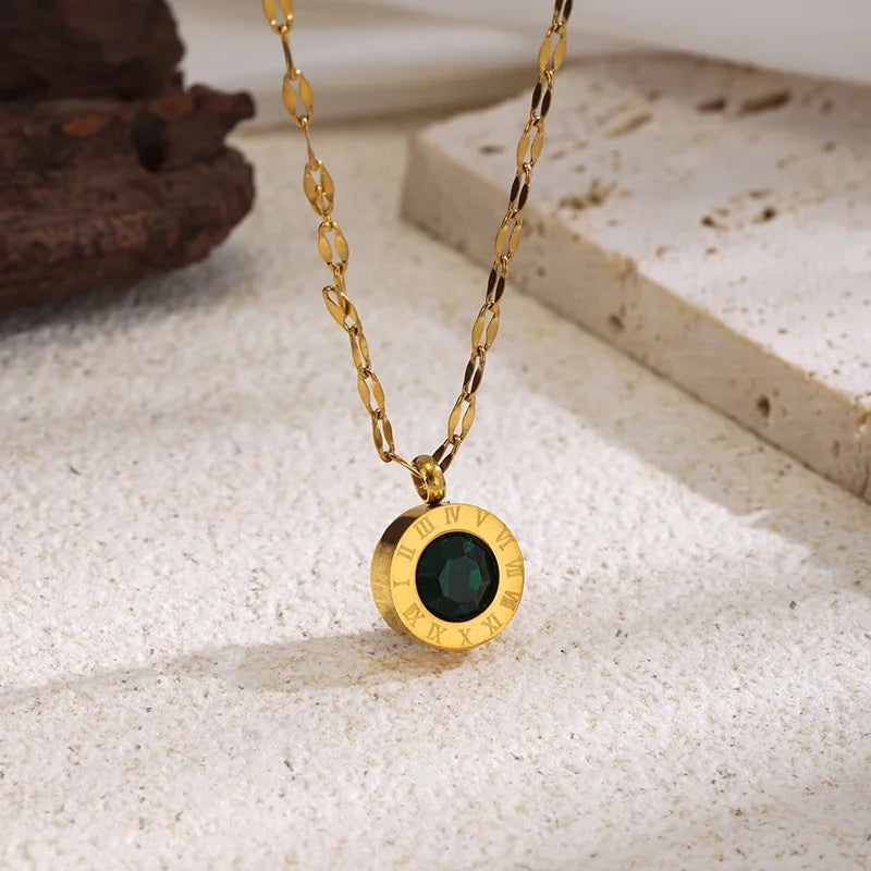 Collier pendentif en plaqué or