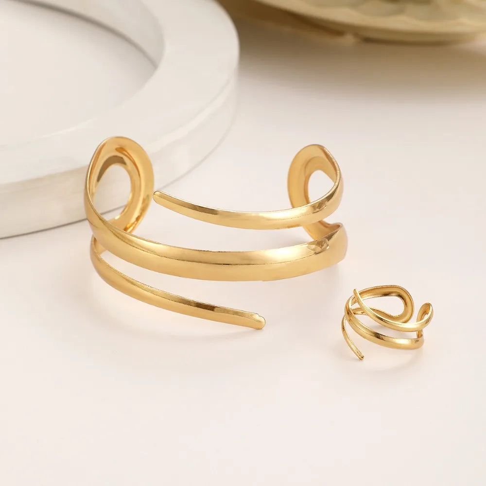 Bracelet jonc géométrique en doré