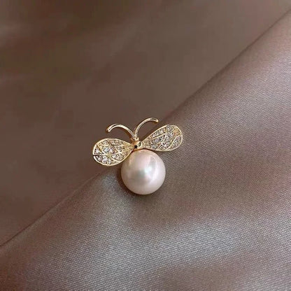 Broche fleur intemporelle