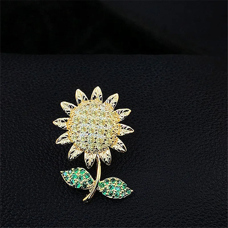 Broche fleur intemporelle