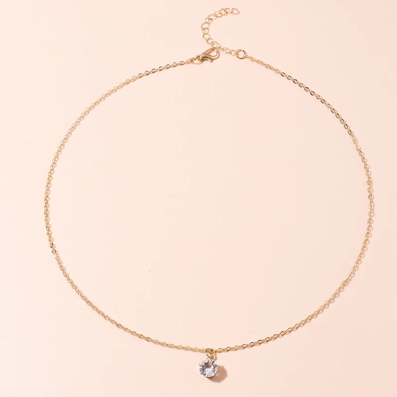 Collier solitaire  pendentif en cristal