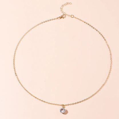 Collier solitaire  pendentif en cristal