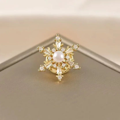 Broche fleur intemporelle