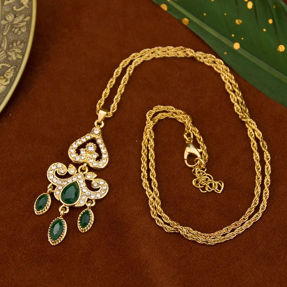 Collier pendentif en cristal élégante
