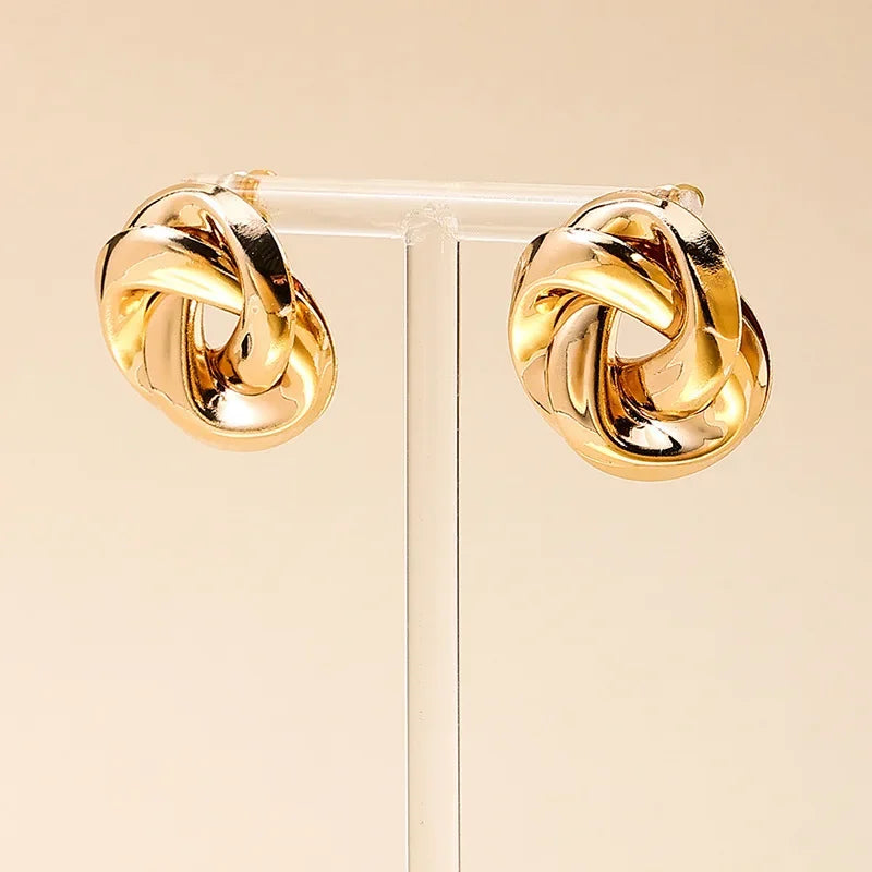 Boucles d'oreilles puces en doré