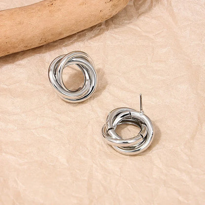 Boucles d'oreilles puces en doré