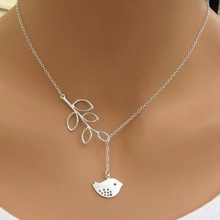 Collier solitaire  pendentif en cristal