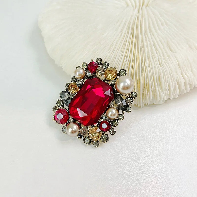 Broche chaîne en cristal