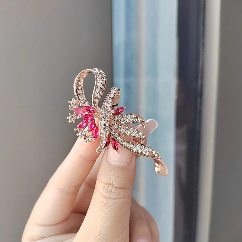 Broche fleur en cristal