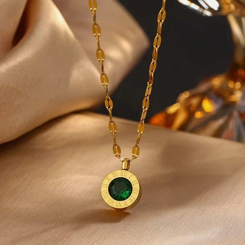Collier pendentif en plaqué or