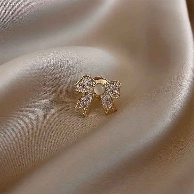 Broche fleur intemporelle