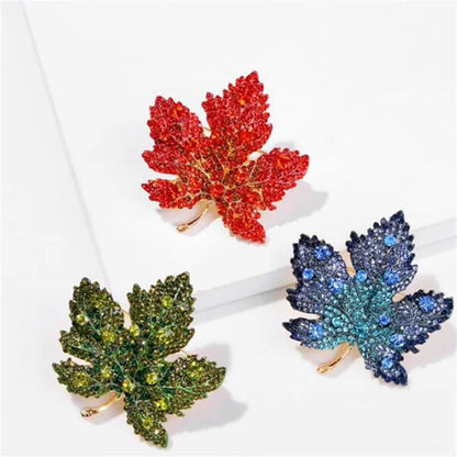 Broche feuille en cristal