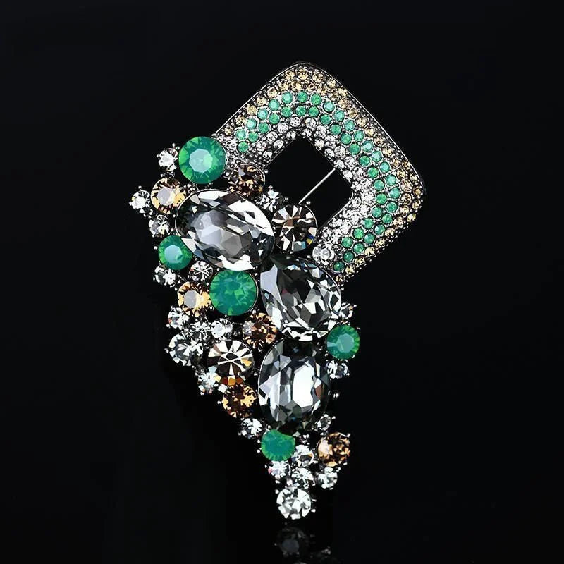Broche chaîne en cristal