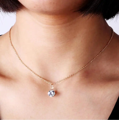 Collier solitaire  pendentif en cristal