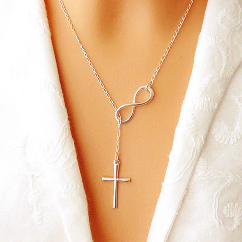 Collier solitaire  pendentif en cristal