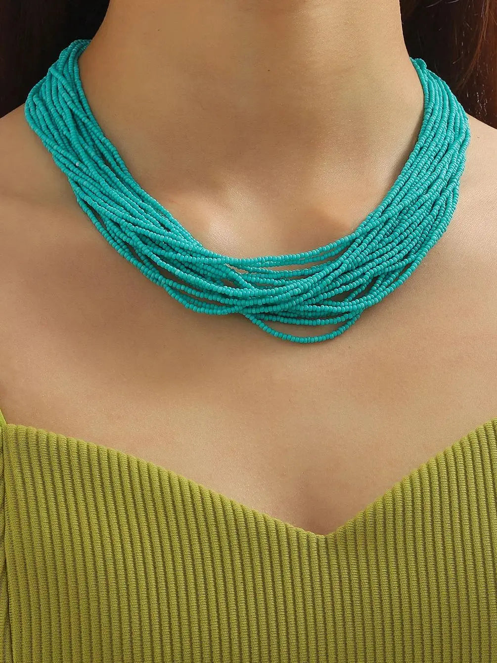 Collier ras de cou raffinée